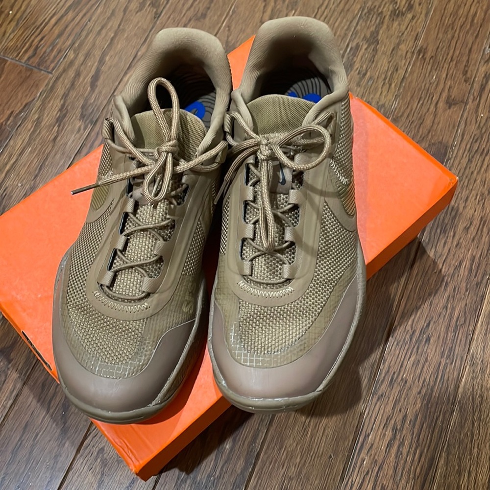 Nike React Sfb Ccarbon Low Size 10.5 - image 1